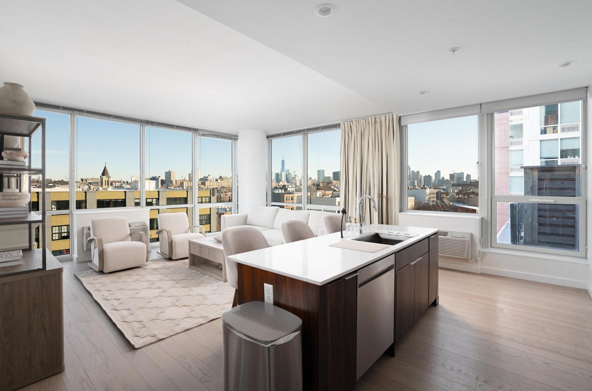 Ultra Luxury Apt - Panoramic NYC View - Minutes to City