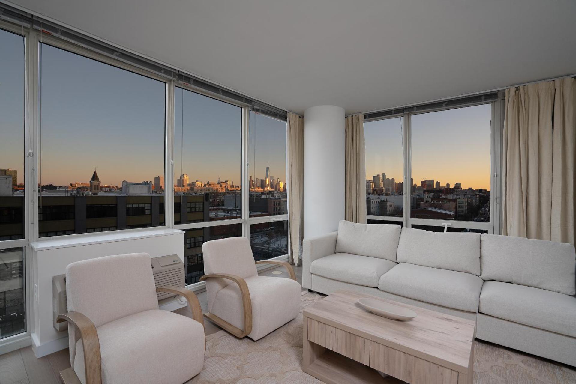 Ultra Luxury Apt - Panoramic NYC View - Minutes to City