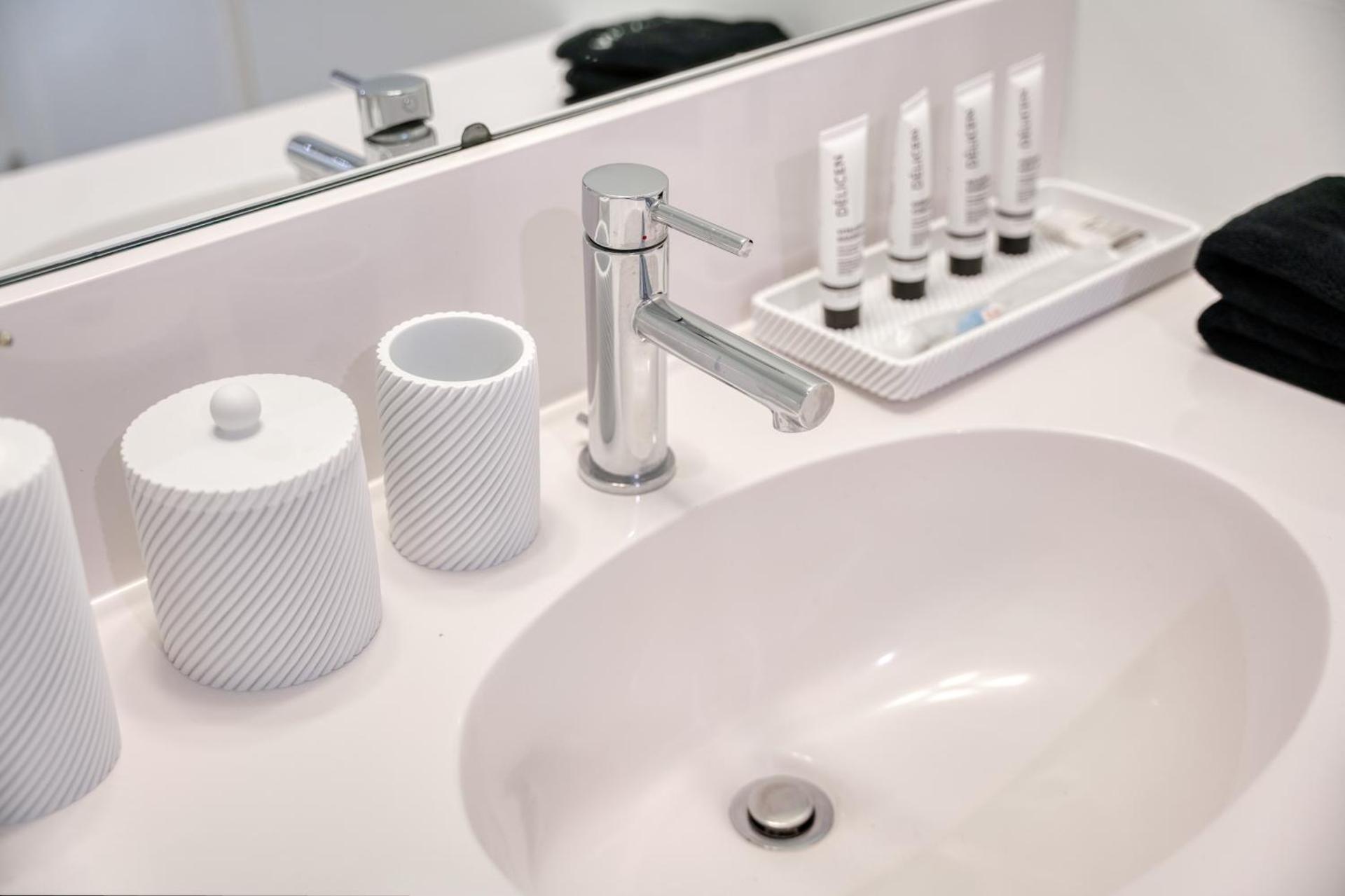 Ultra Luxury Apt - Panoramic NYC View - Minutes to City