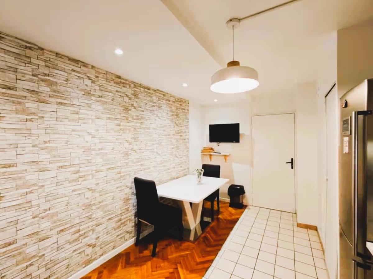 Mini-studio avec kitchenette OU chambre confort avec frigo et TV - Parking en option sur résa !