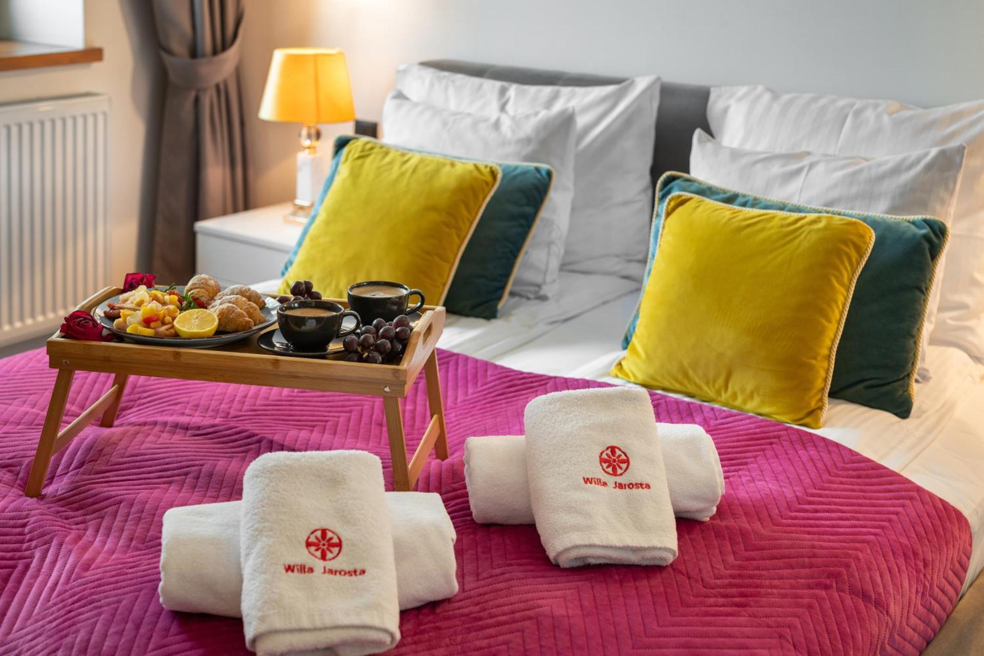 WILLA JAROSTA & SPA, AC -free parking