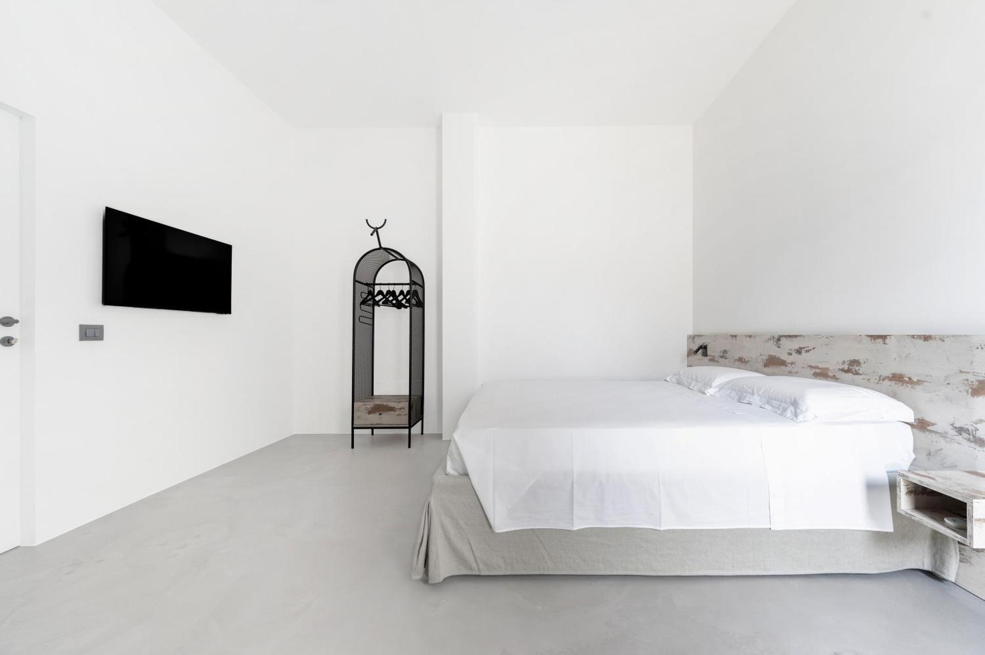 One-Bedroom Apartment with Garden View