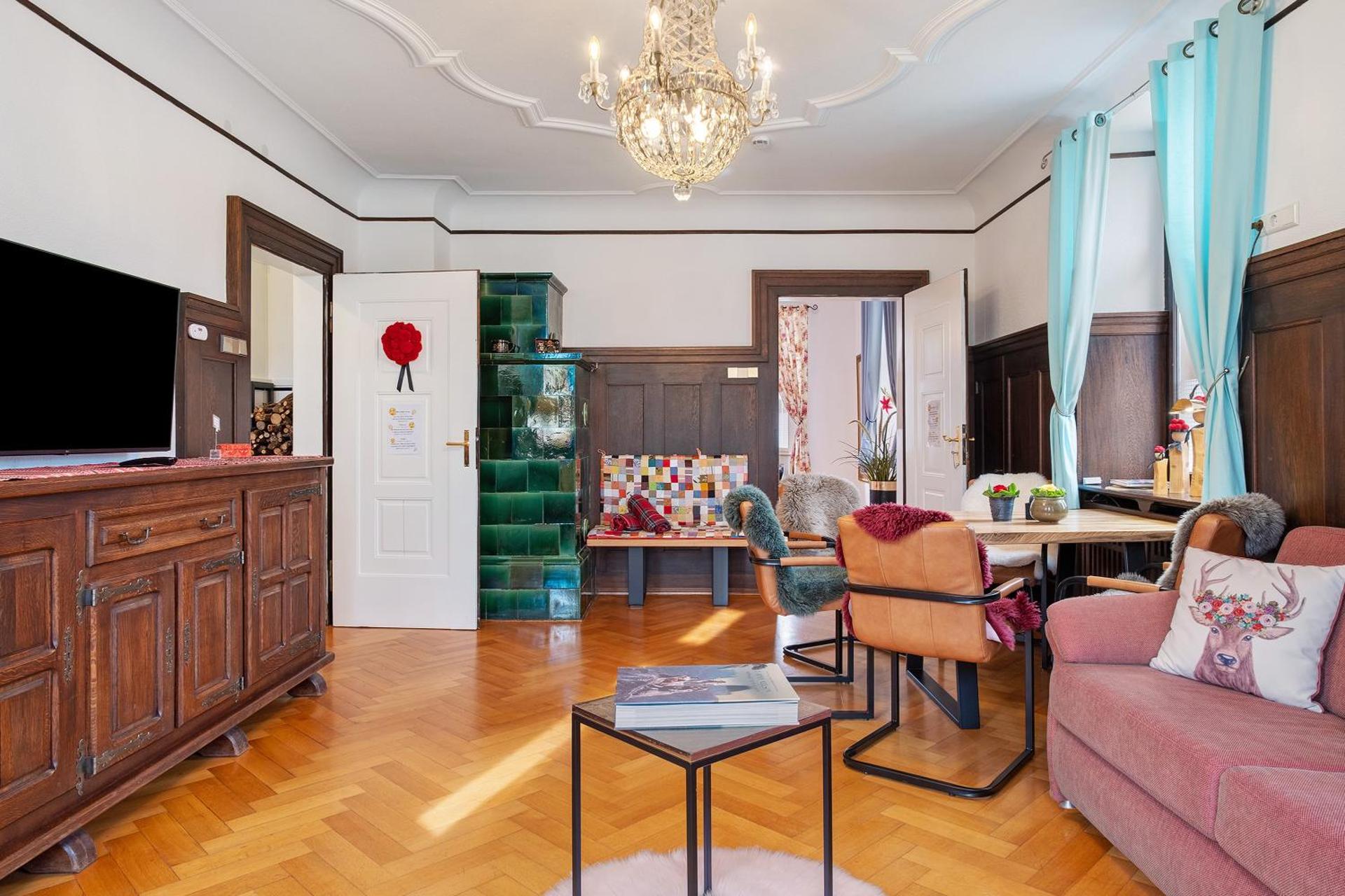 One-Bedroom Apartment with Garden View