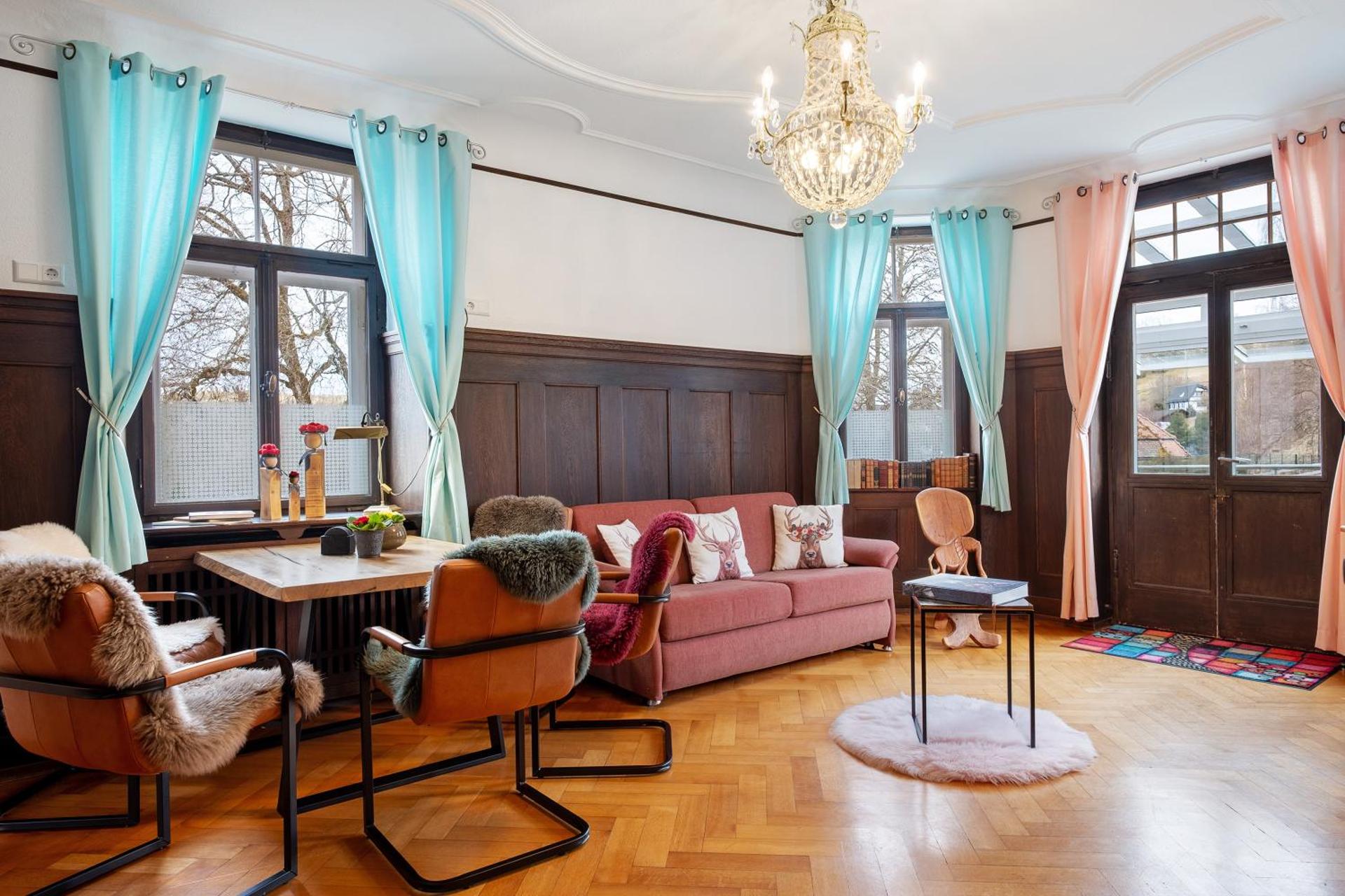 One-Bedroom Apartment with Garden View