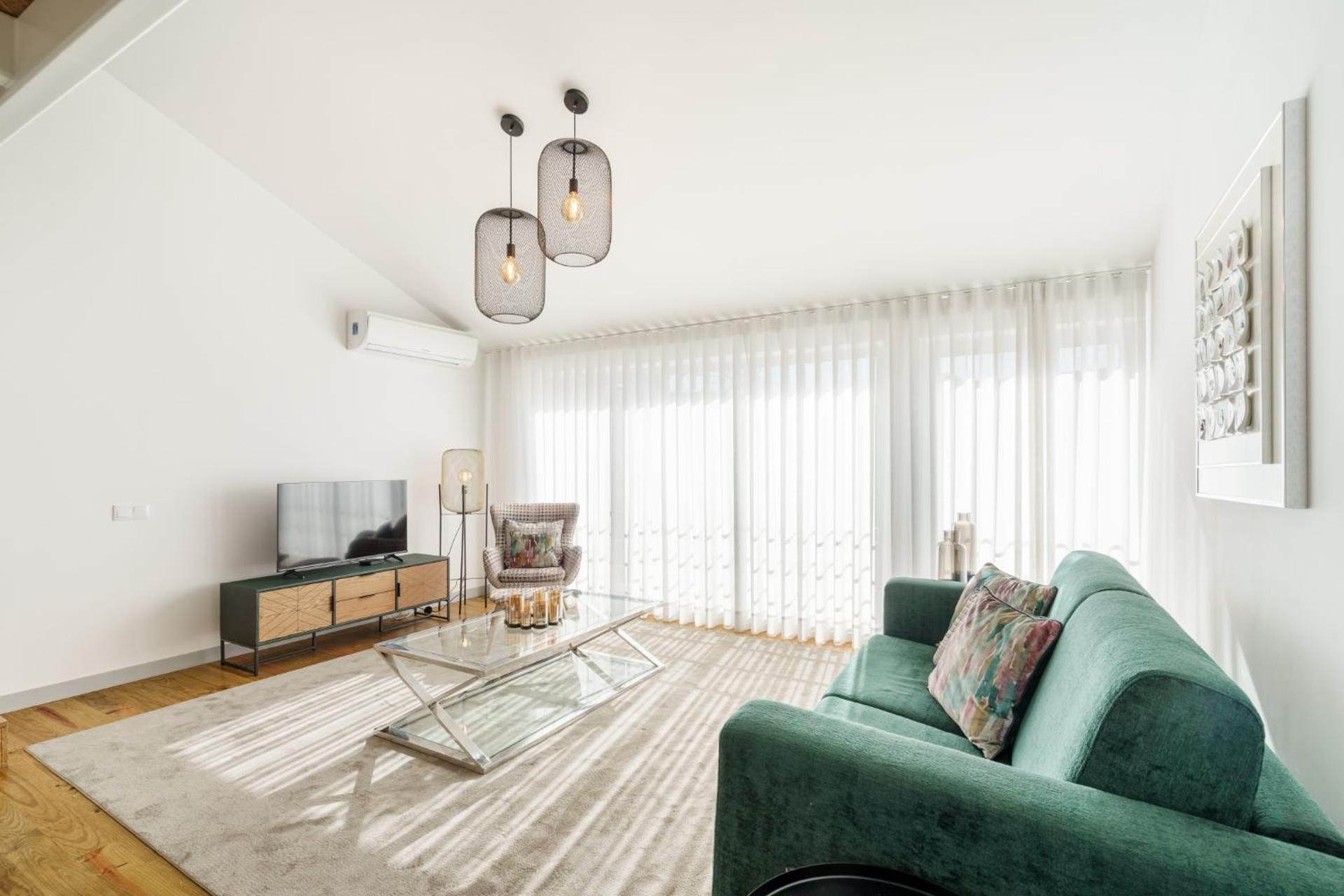 Souto Essence By Minhos Guest