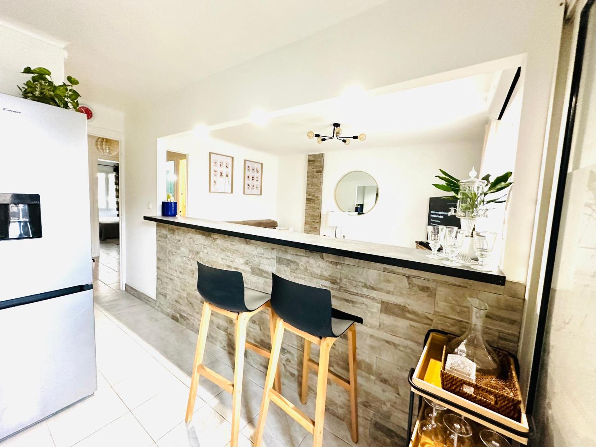 Antibes centre-ville, 2 bedrooms 6 pers, Climatisation