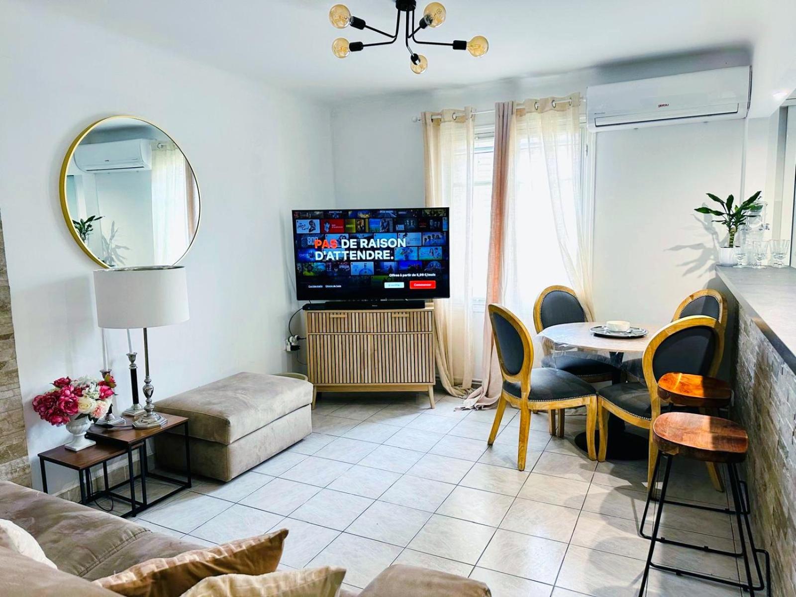 Antibes centre-ville, 2 bedrooms 6 pers, Climatisation