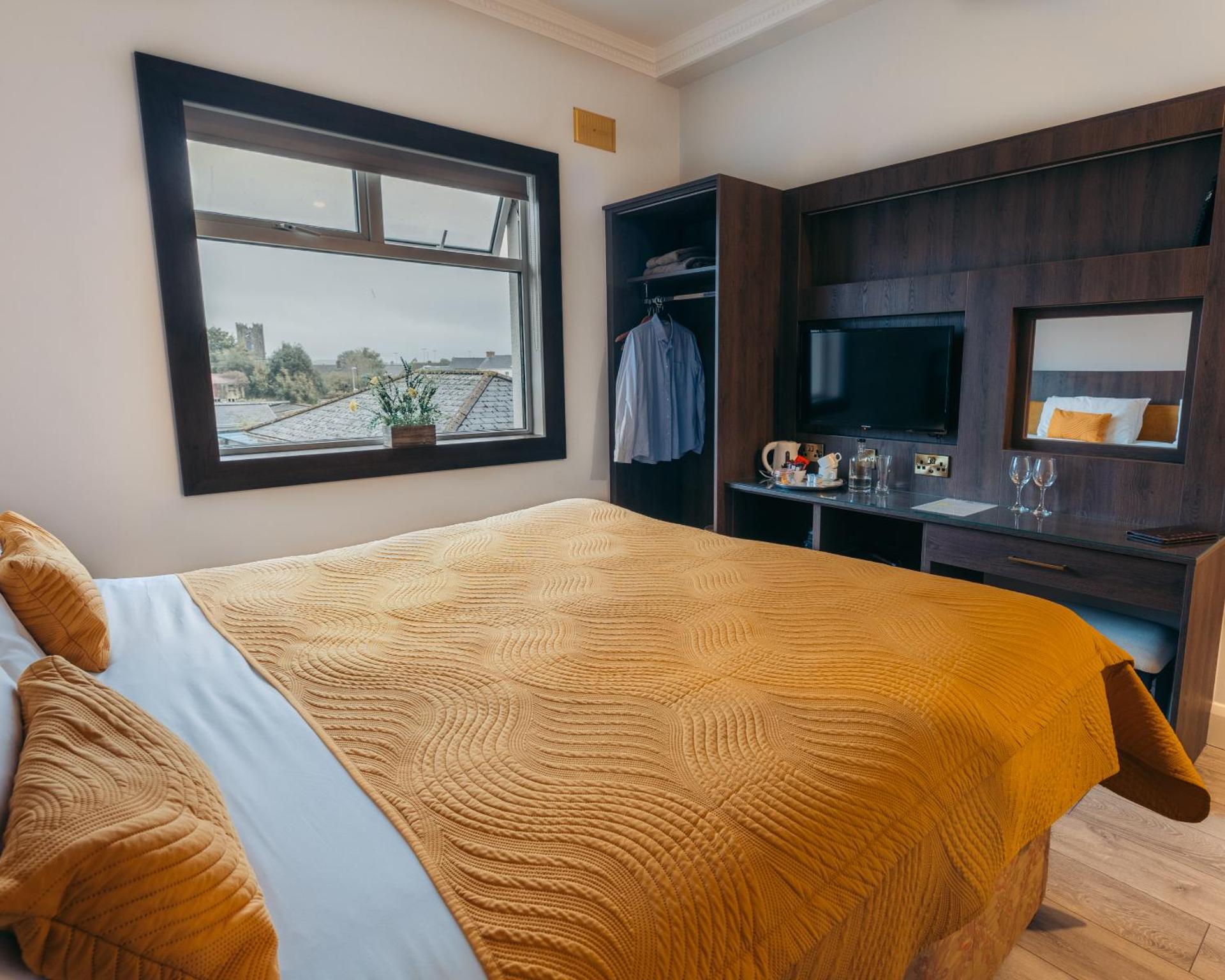 Gleeson's Restaurant & Rooms