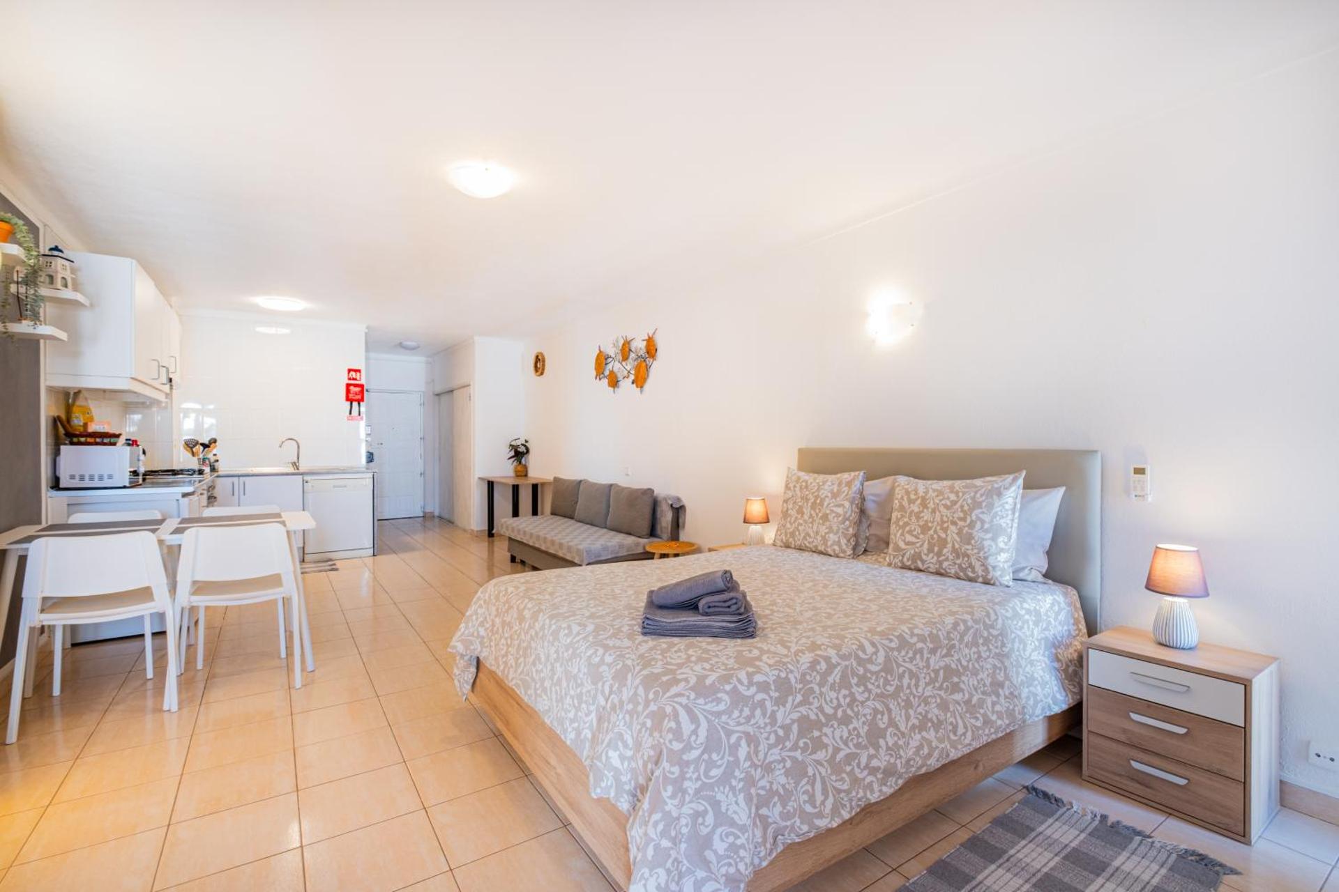 Beach Studio in Albufeira's old town