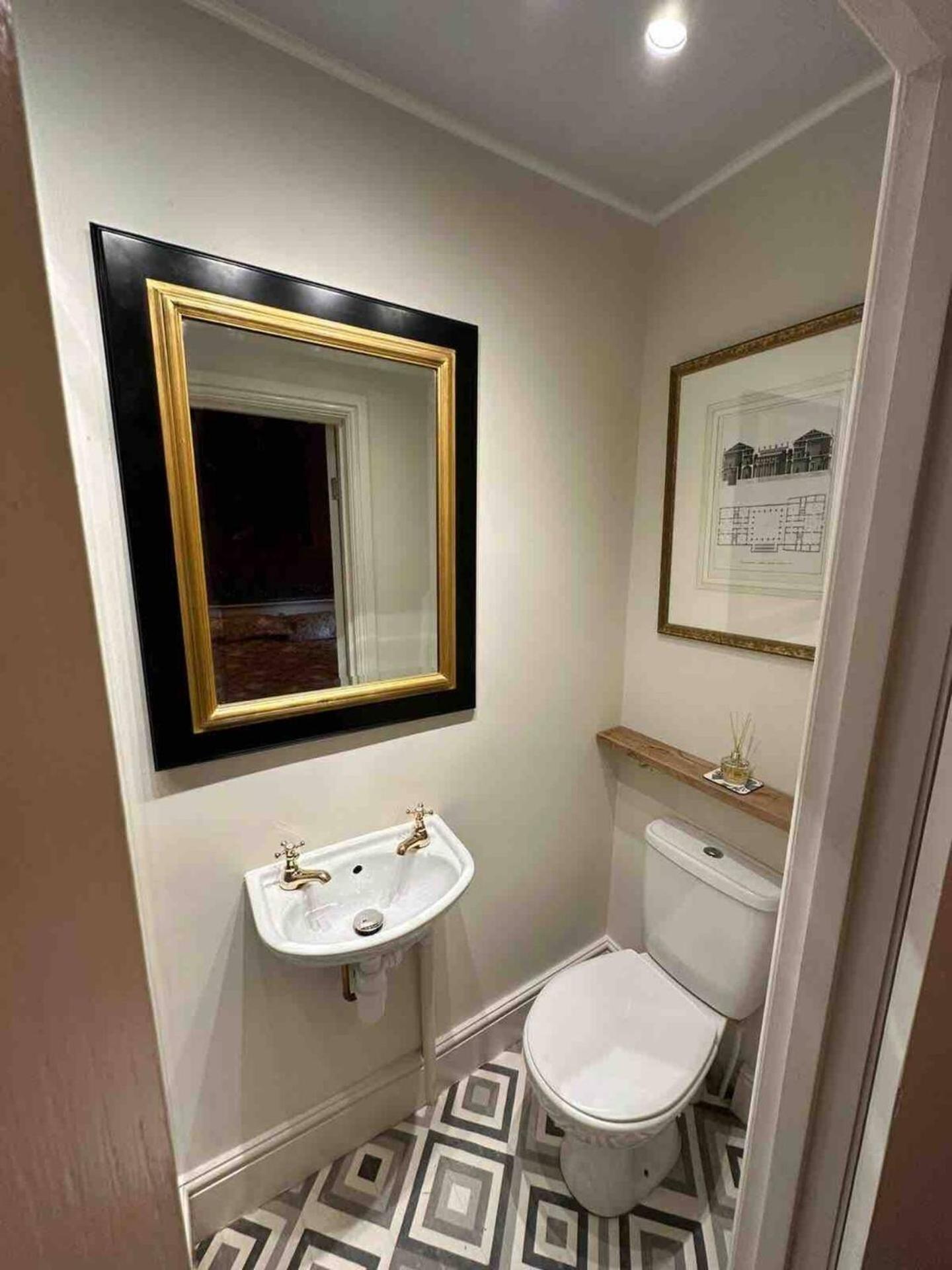 The Gothic Bedroom, Tan-yr-Ogo Lodge