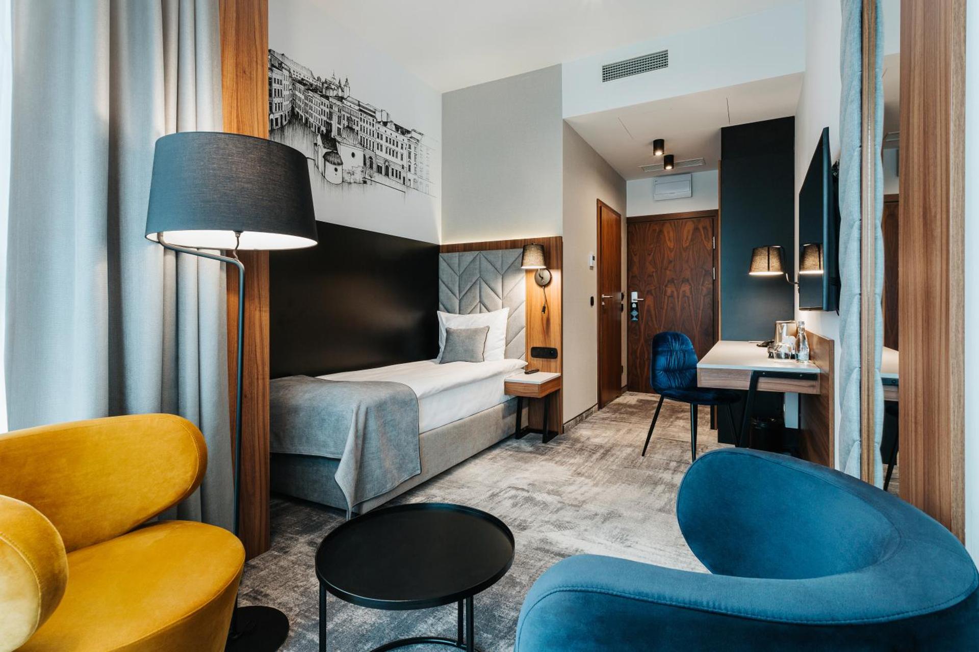 Photo of the whole room