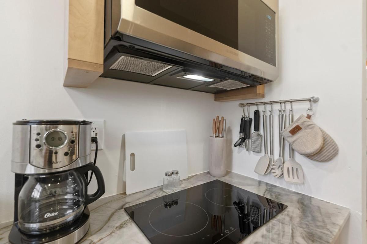 Pool Beachfront Studio