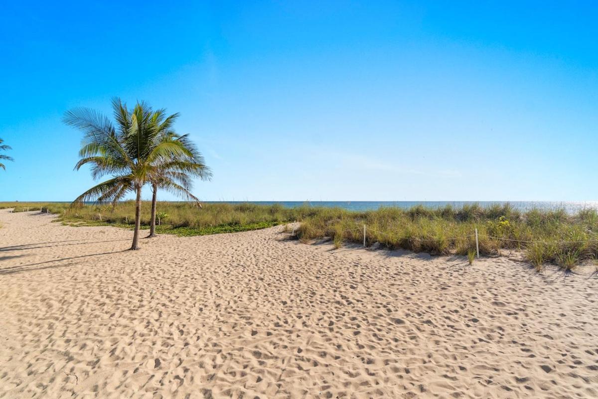 Pool Beachfront Studio