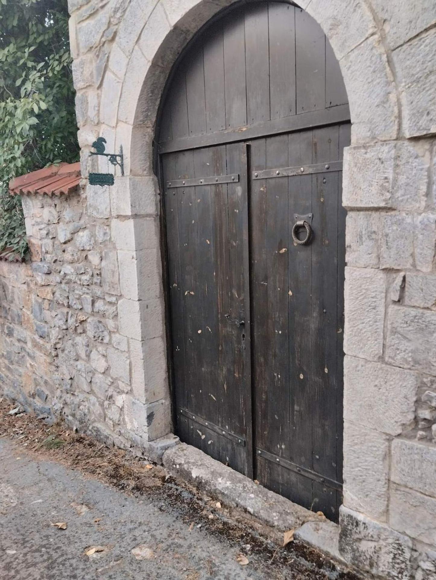 Vitina Number 5 House