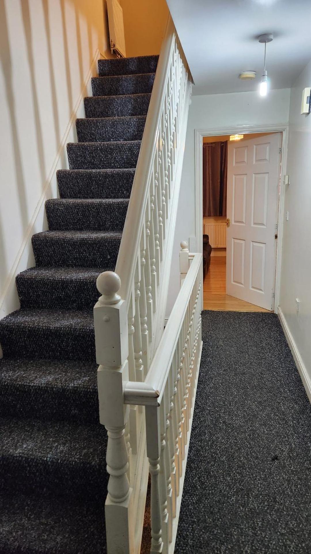 Mekees Luxury Apartment Toronto Wing