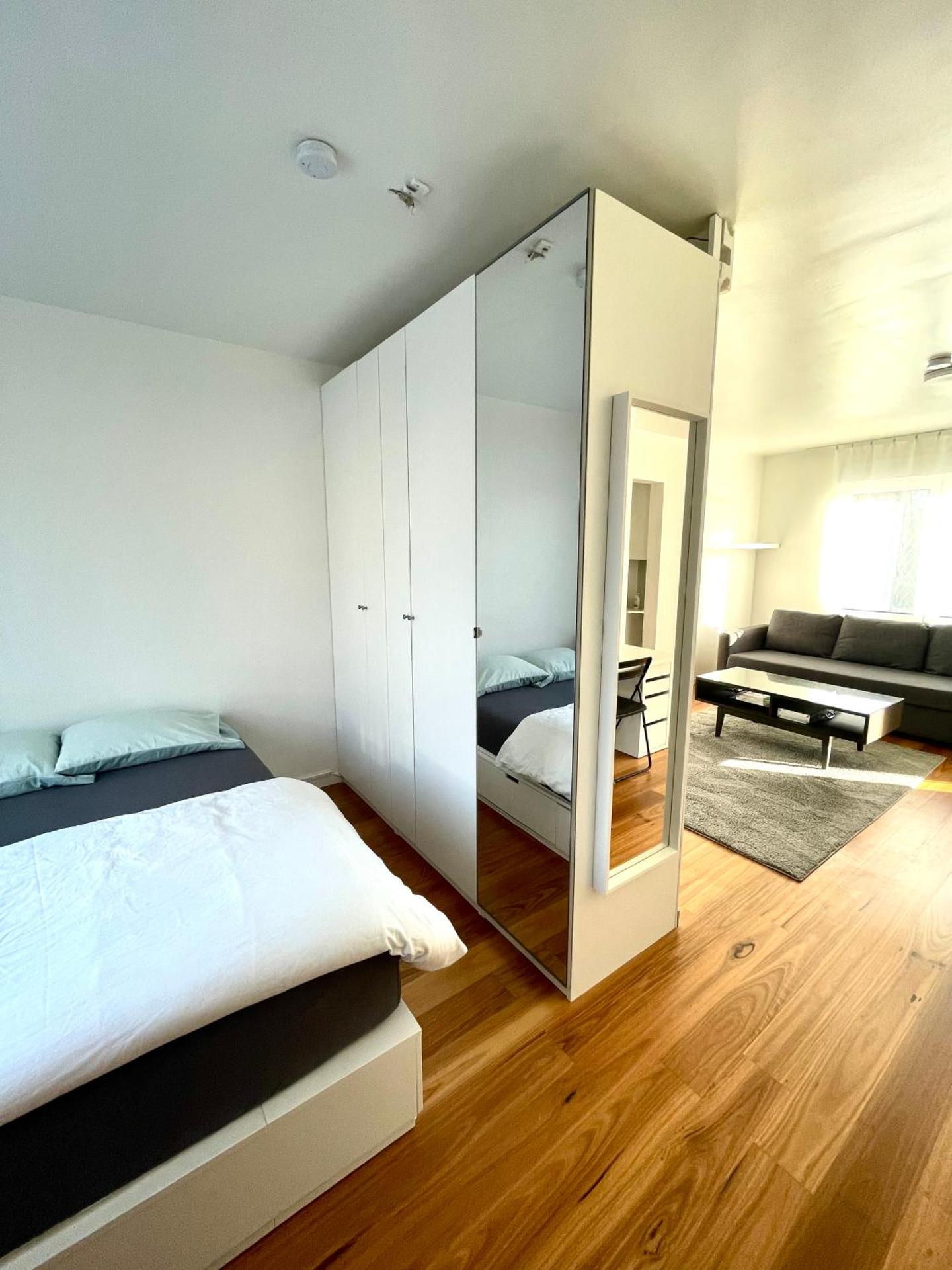 Green Spot Meise - 15 min from Brussels with free parking & Self check-in