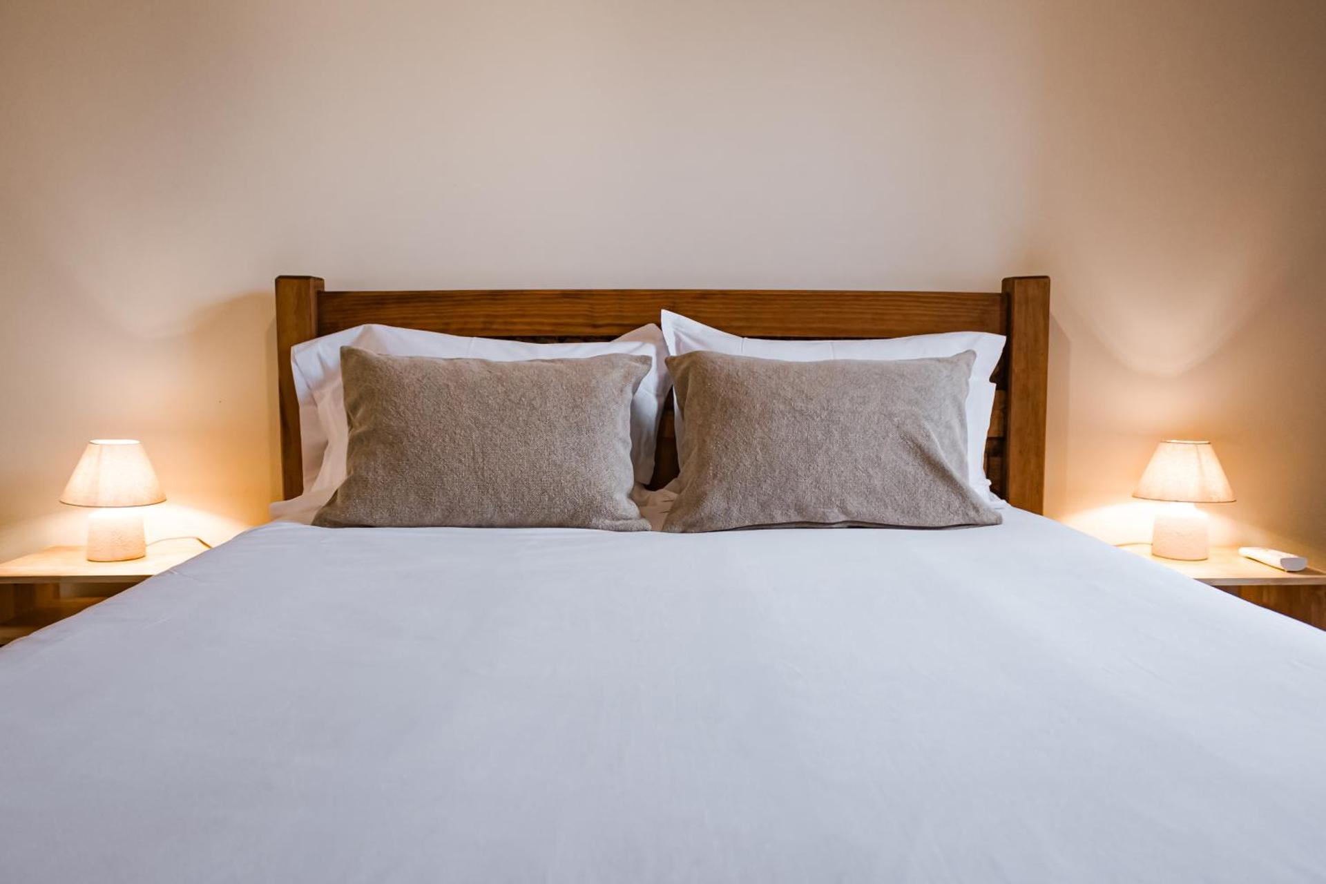 Quinta da Portela - Casa Visconde Arneiros - by RowdHouses