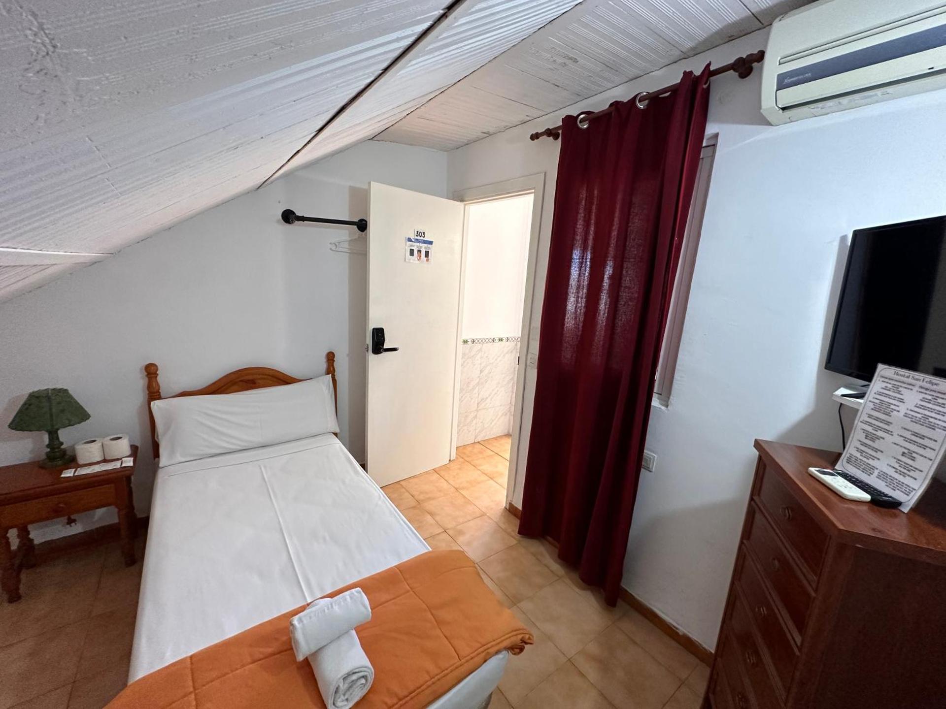 Enkeltrom med felles bad