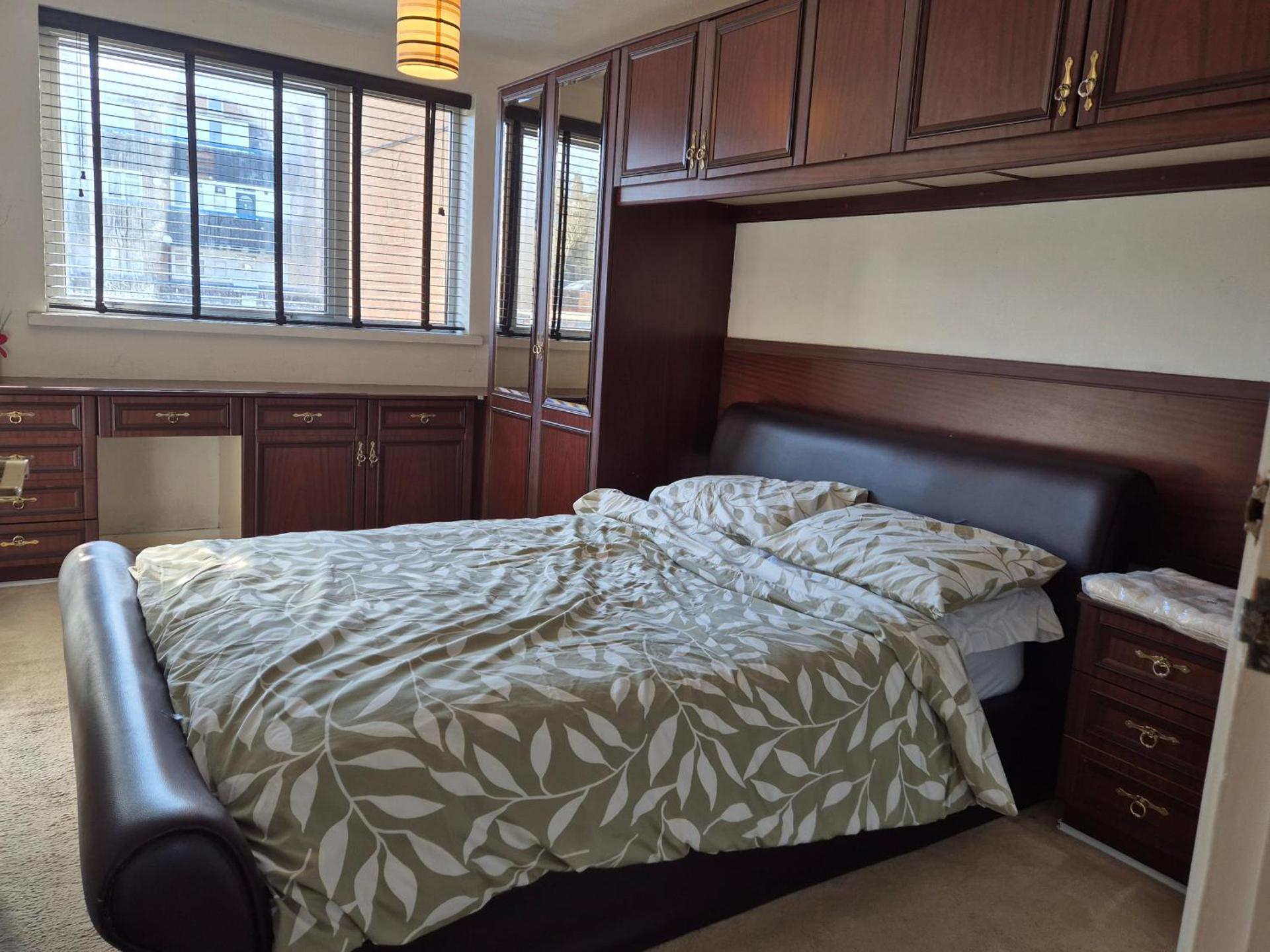 Three bedroom house with a garden