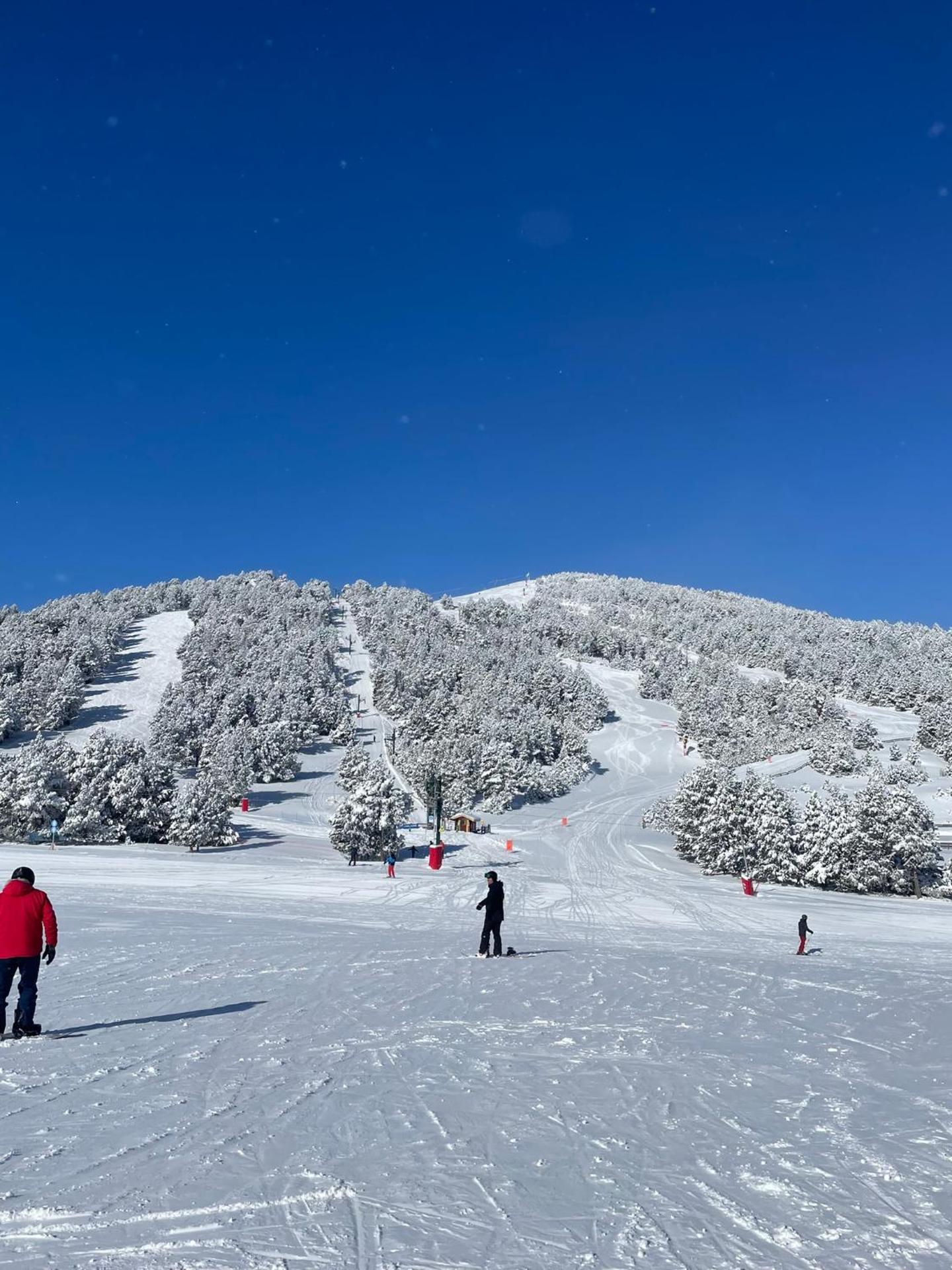 Charmant appartement avec parking privé dans une petite résidence très calme