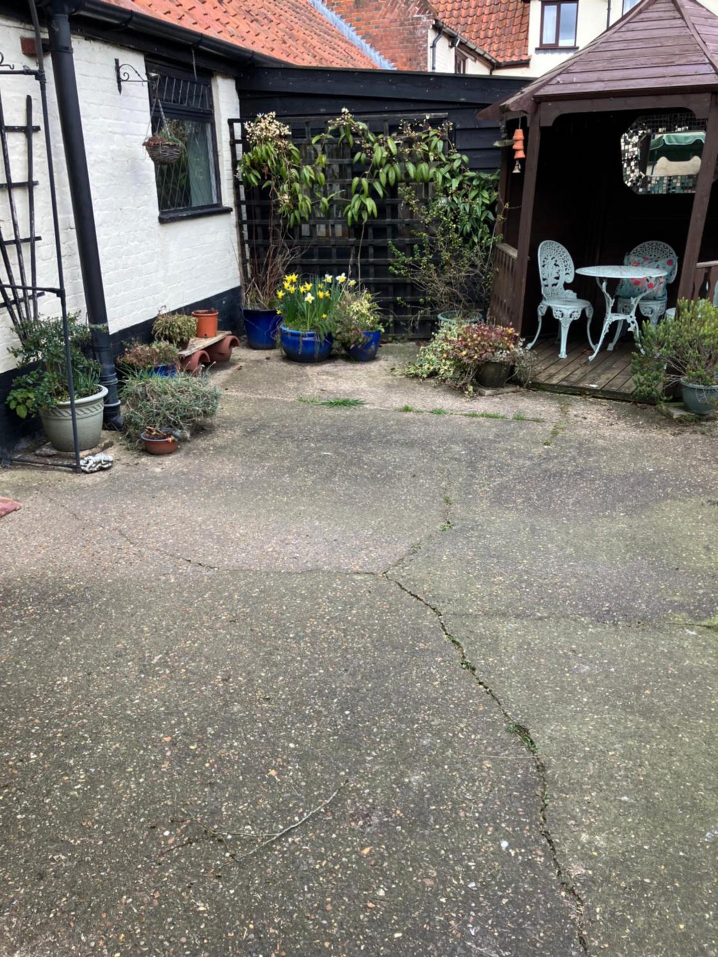 Valley Farmhouse, Westhall