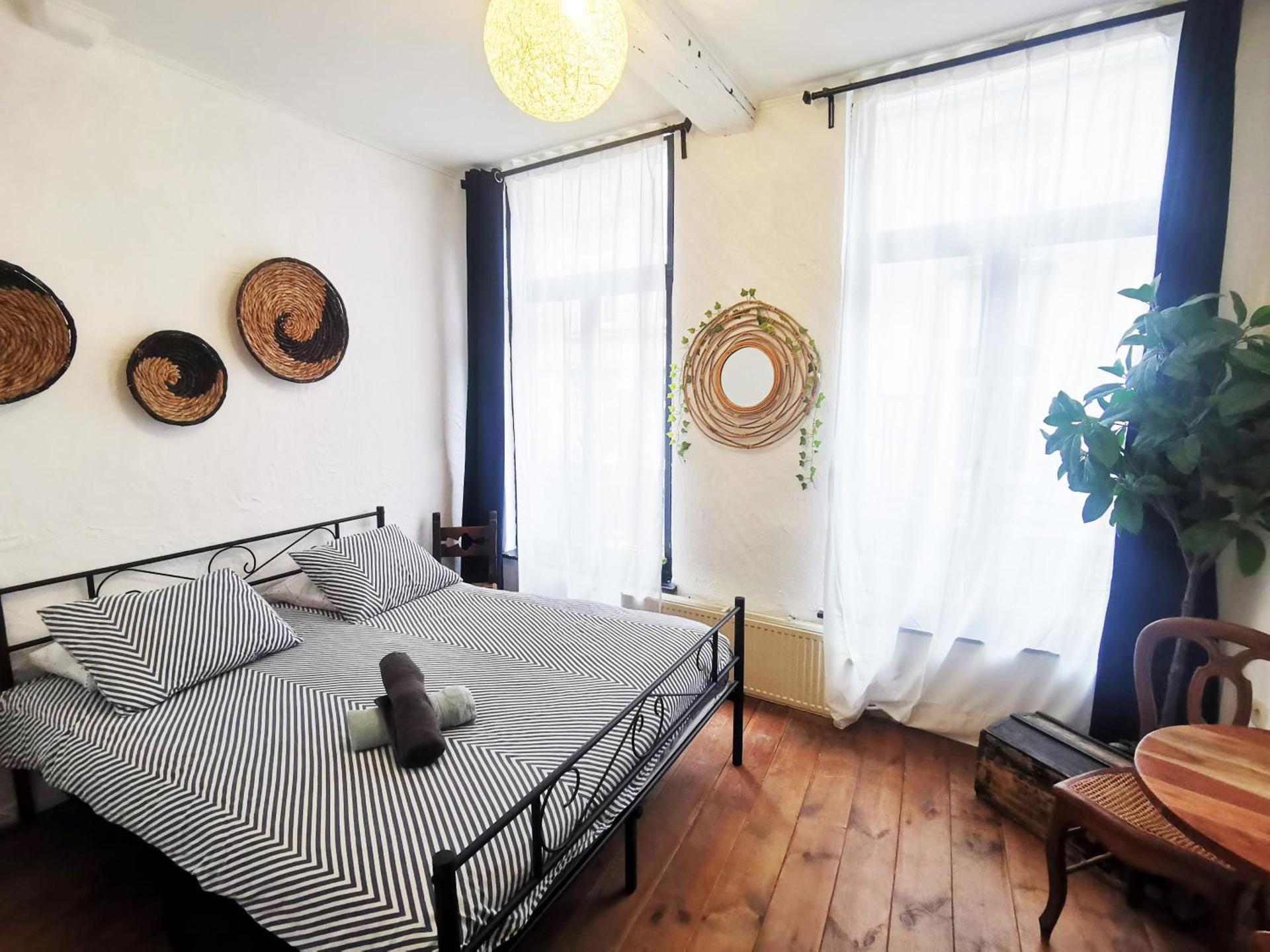 Bruxelles centre petite chambre privée au Sablon !