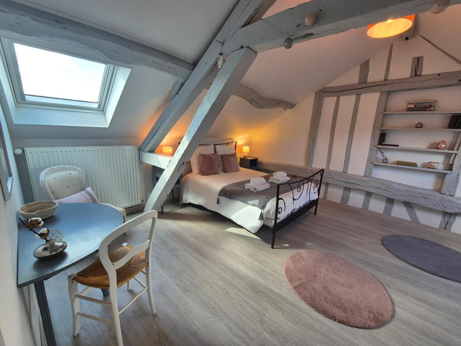 Le Cœur du Bien-être - Gîte grande capacité - 6 chambres - Superbe emplacement - Vue Seine - Décoration soignée - Coin touristique