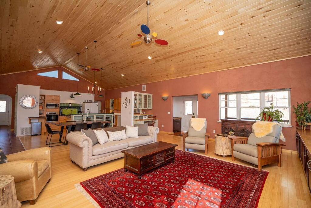 The Retreat at Calf Canyon