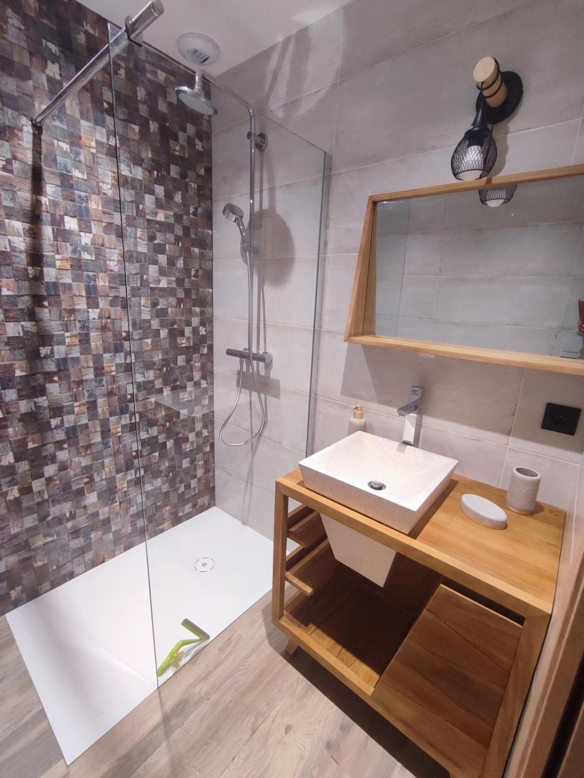 Chalet NEUF Jacuzzi Terrasse Salle jeux proche Font Romeu