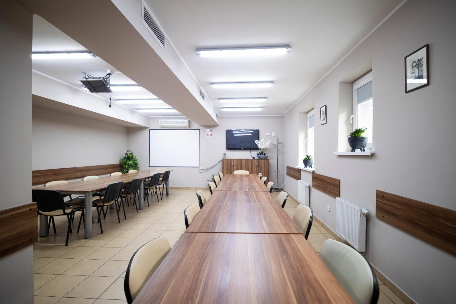 Meeting/conference room