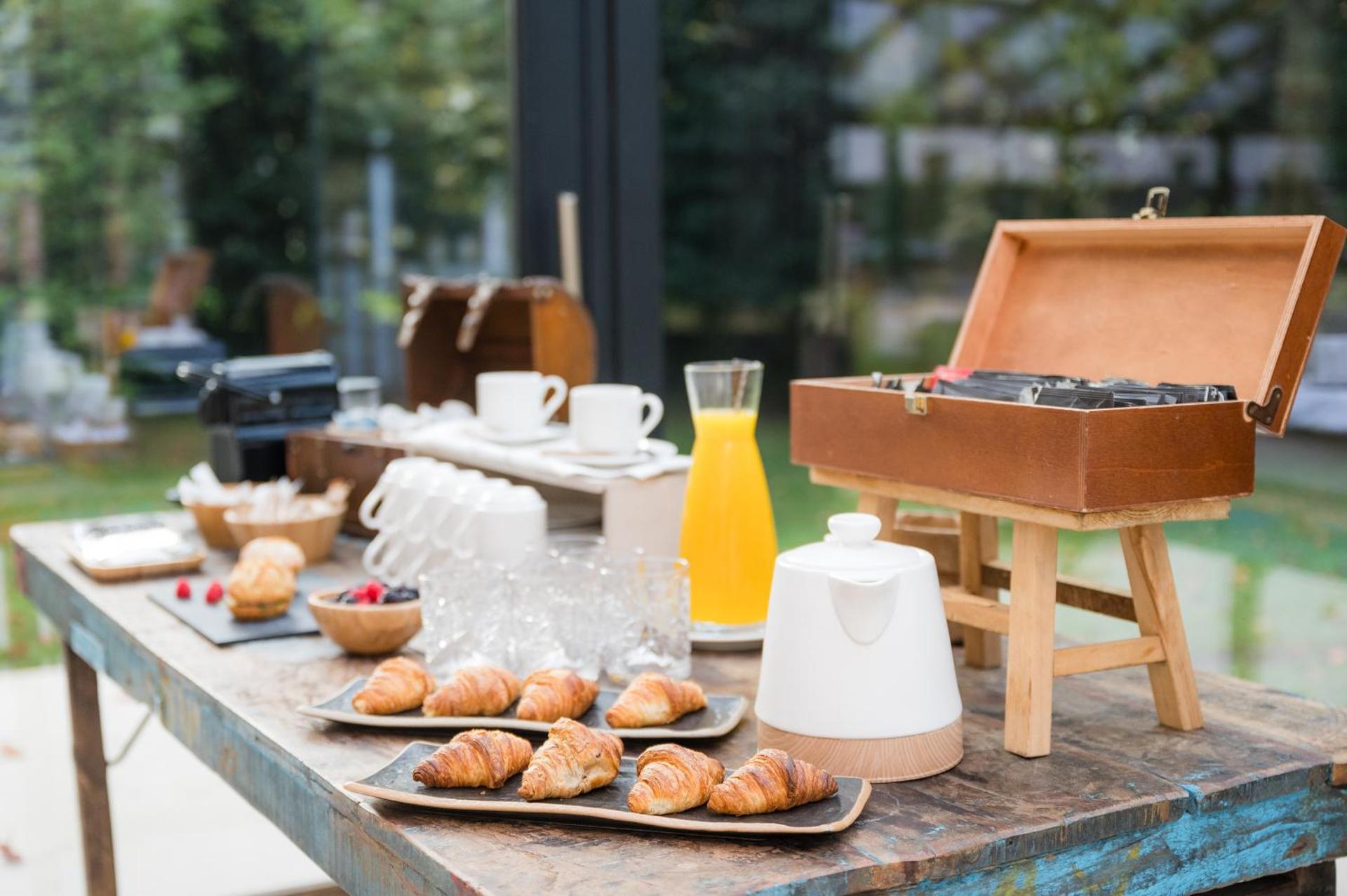 Meeting/conference room