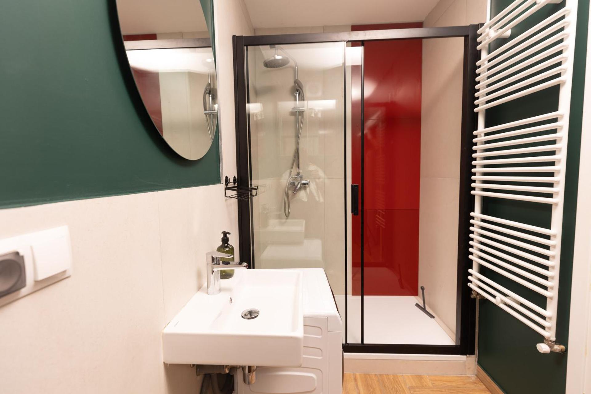 City Haven Comfort Rooms #self check-in #essentials included