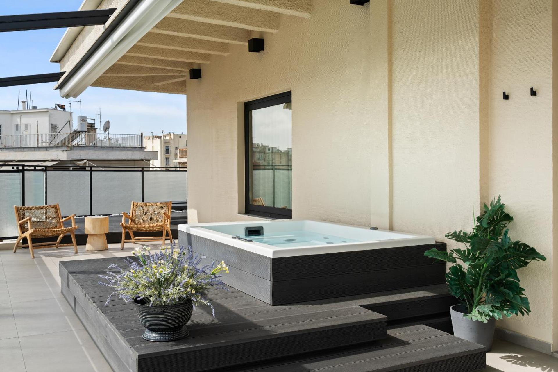 ACRON 12 penthouse Acropolis suites