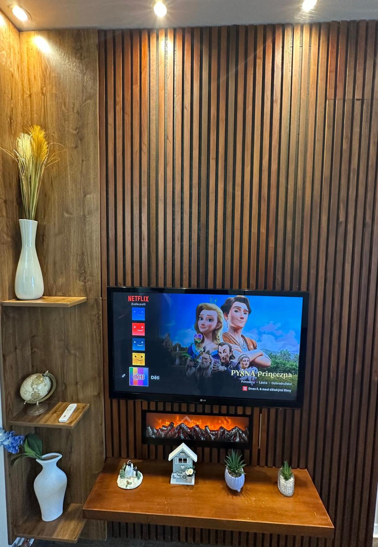 O2 Aréna -PVA expo - Tomy Apartment -Praha