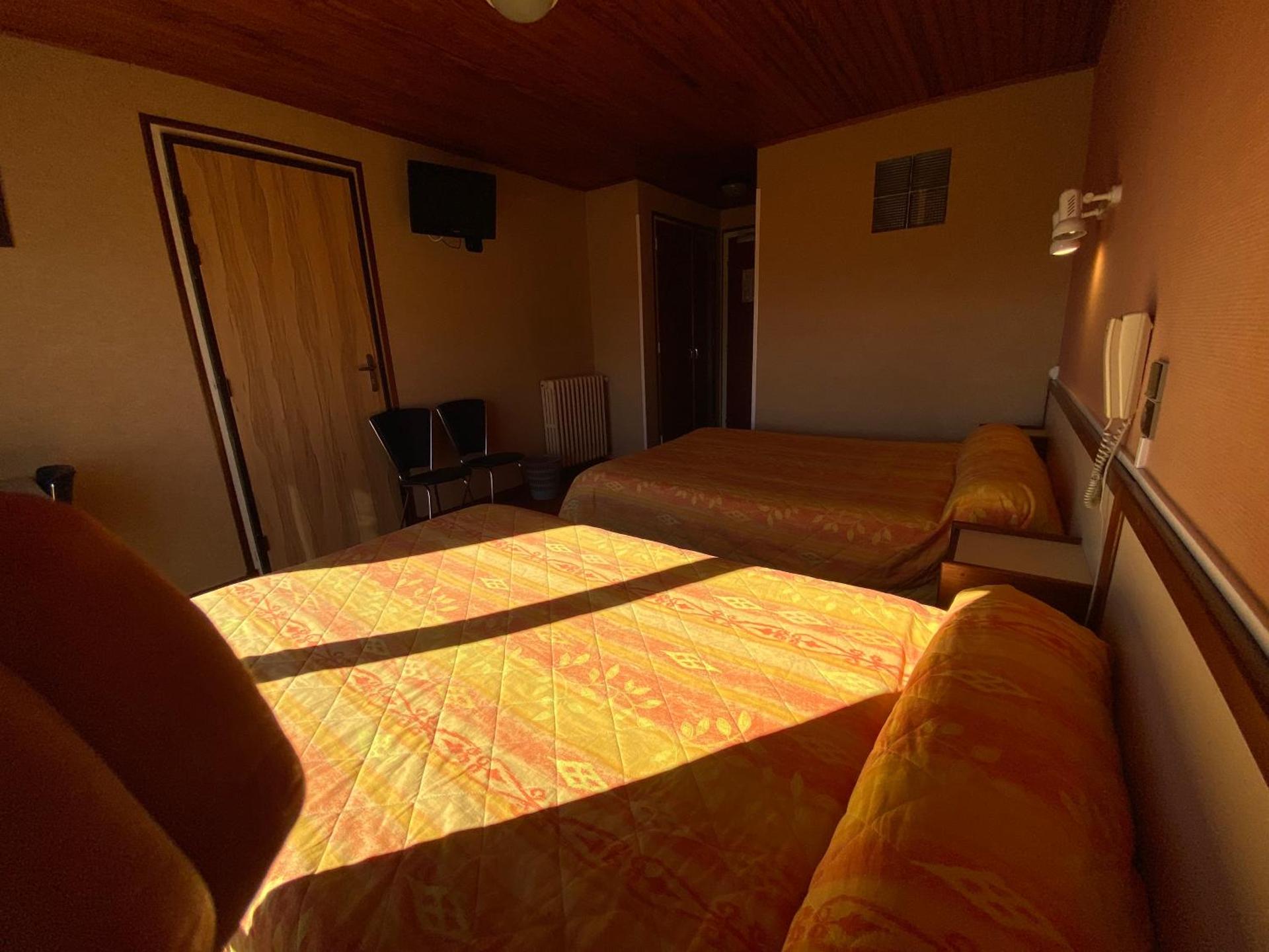 Triple Room with Mountain View