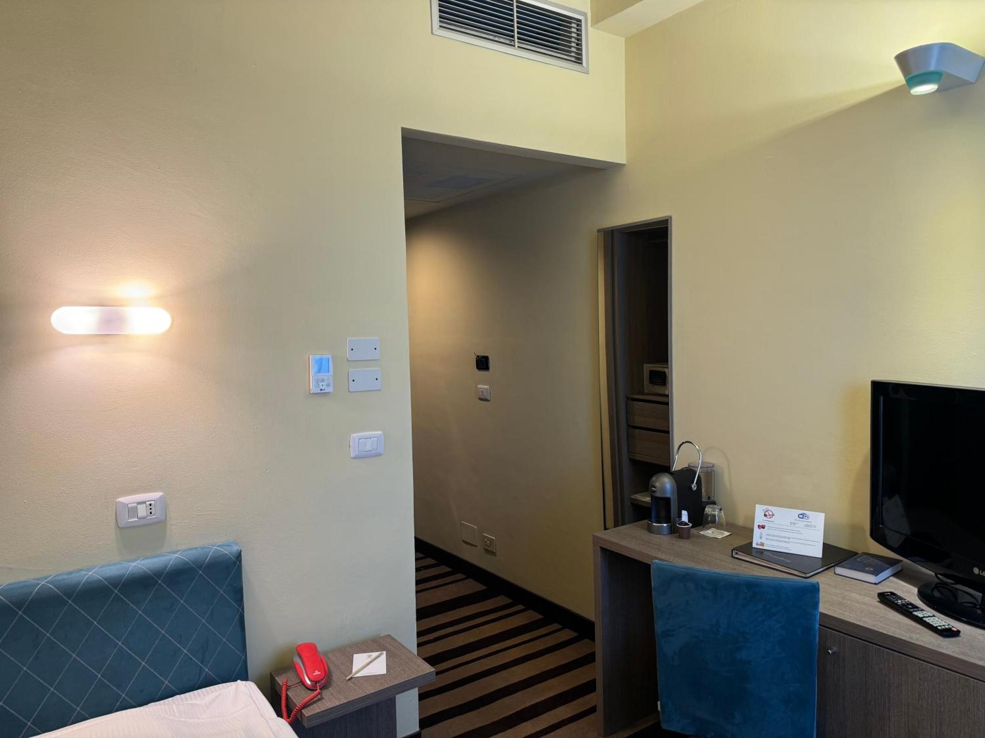 Standard Single Room