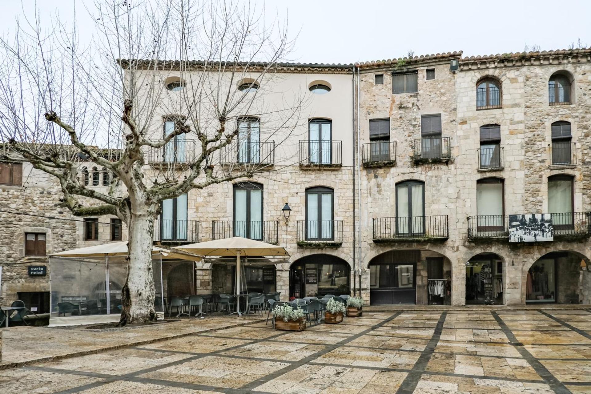 Can Cintet 2-1,Nuevo Apartamento Moderno en Besalú