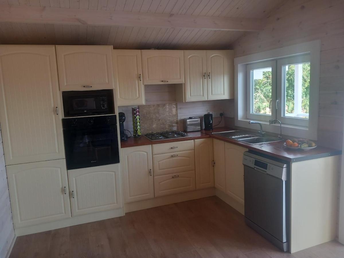 Grove View log house