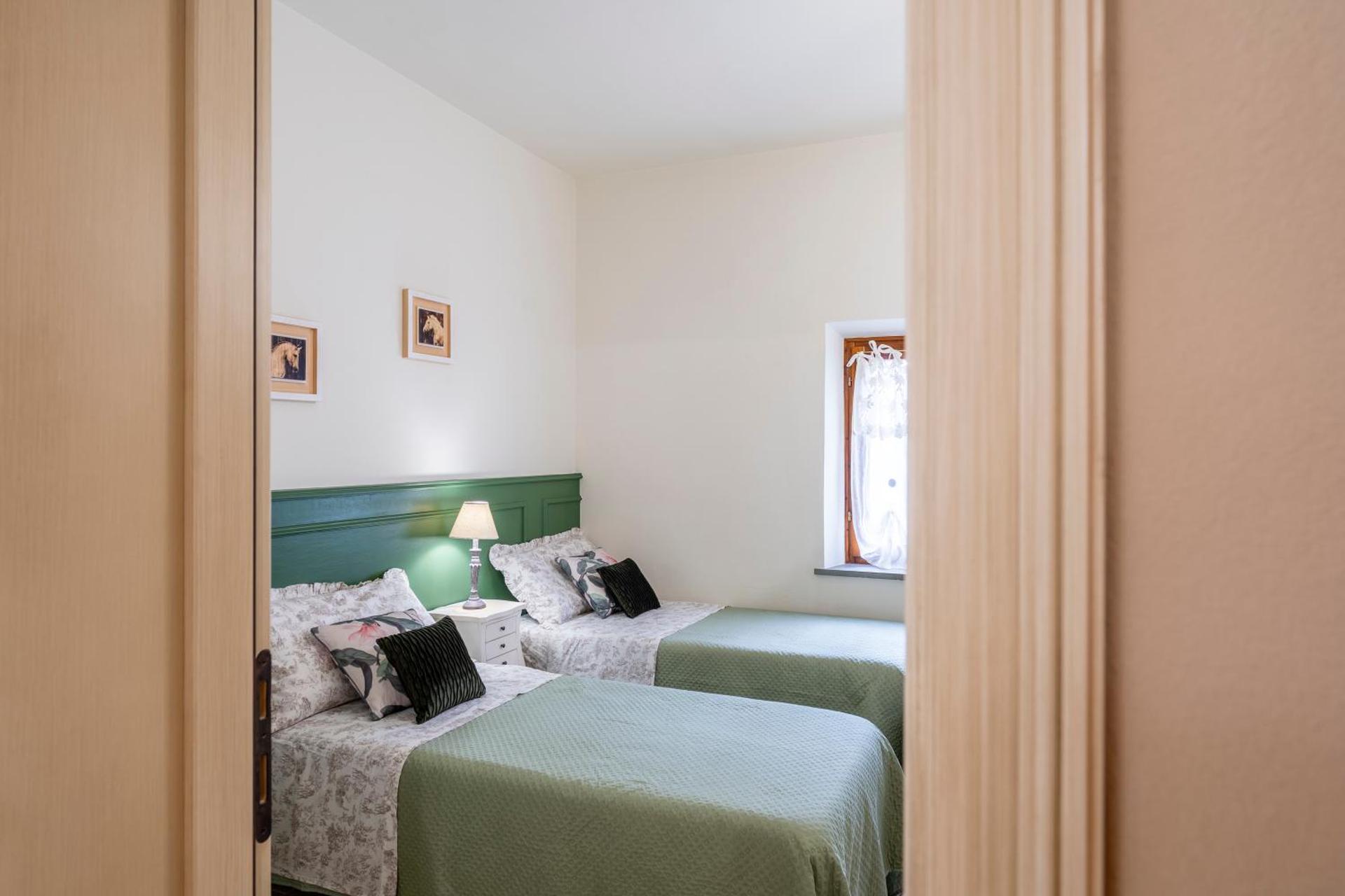 Lajatico Rentals -Grotticella House, SPA Apartment in Peccioli