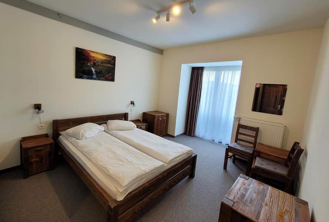 Pensiunea Eden Éden Panzió