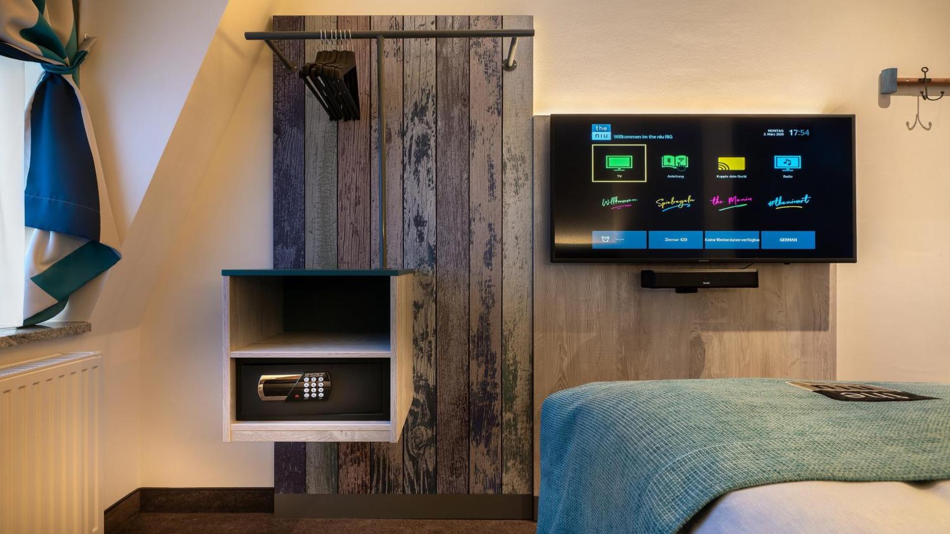 Photo of the whole room