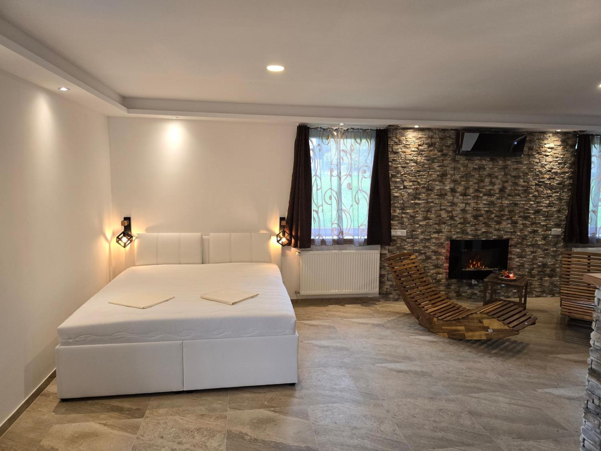 NEZNAŠOVY Restaurant - Penzion - Wellness - Sauna - SPA