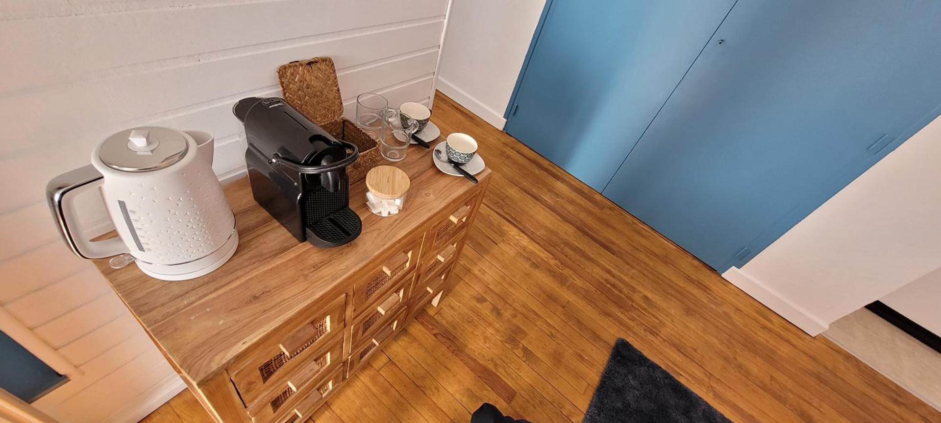 Coffee/tea facilities