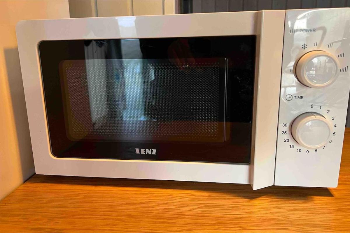 Veludstyret sommerhus i unik natur 350 m fra lækker badestrand - helårsbolig