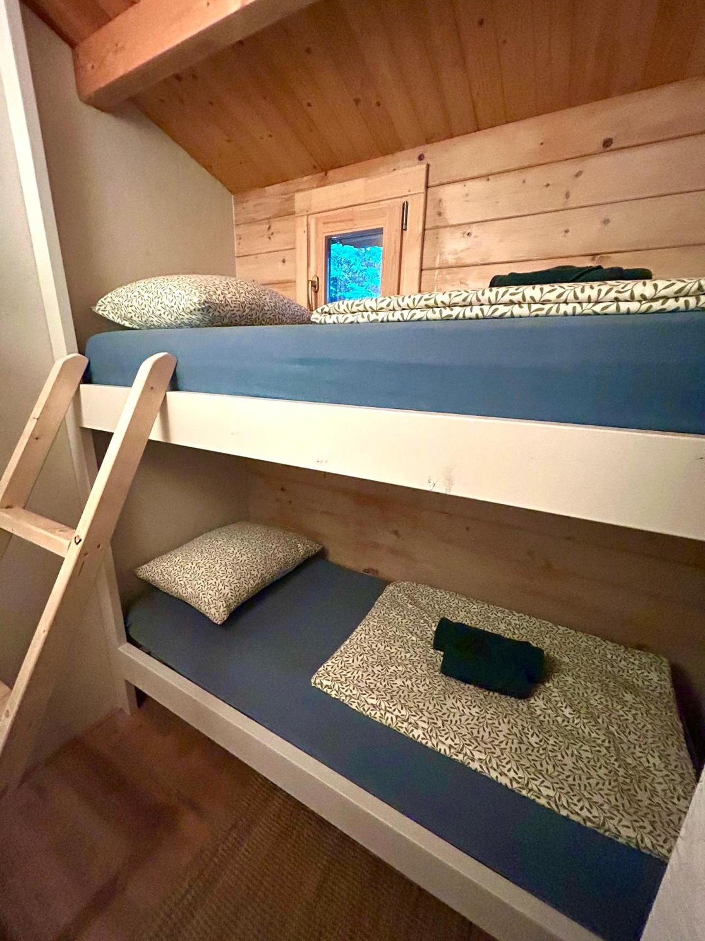 New Charming Scandinavian eco house with garden and jacuzzi