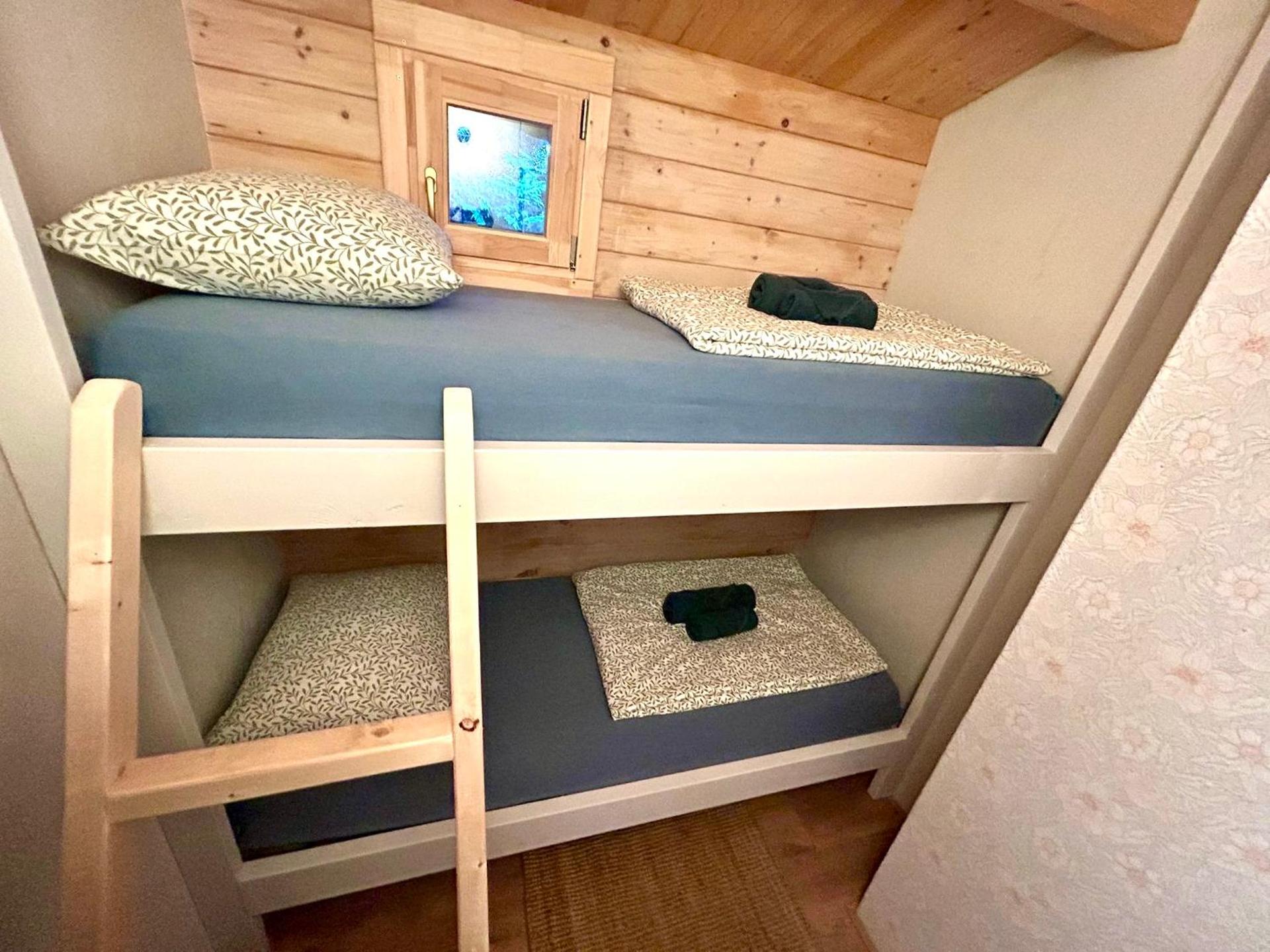 New Charming Scandinavian eco house with garden and jacuzzi