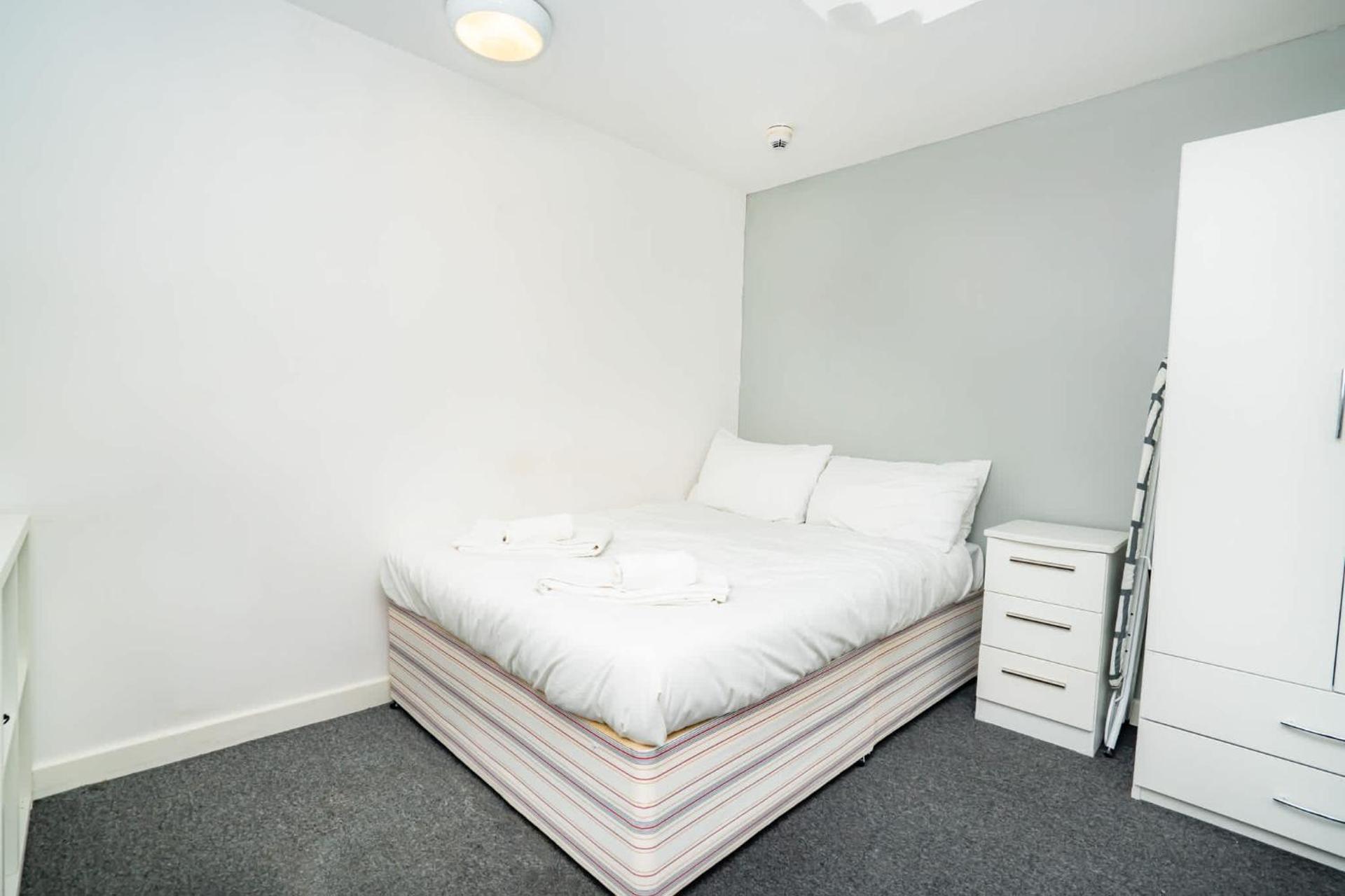 Compact & Cosy Central Coventry Budget Studio