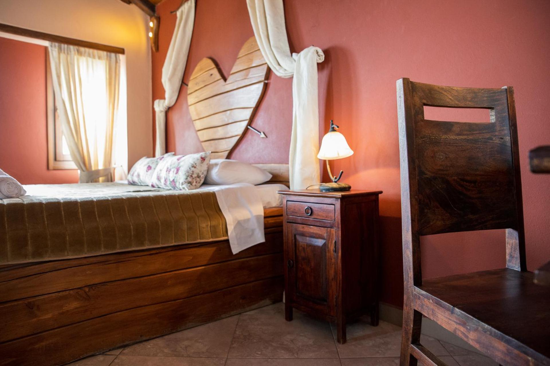 TERPOU StoneHouse and Suites "Junior Suite"