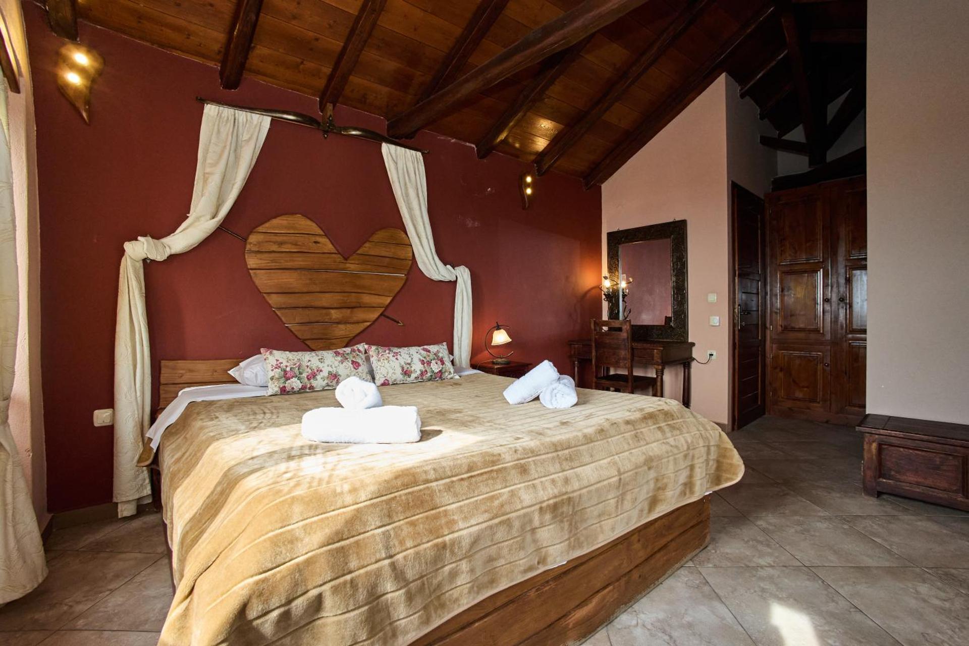 TERPOU StoneHouse and Suites "Junior Suite"