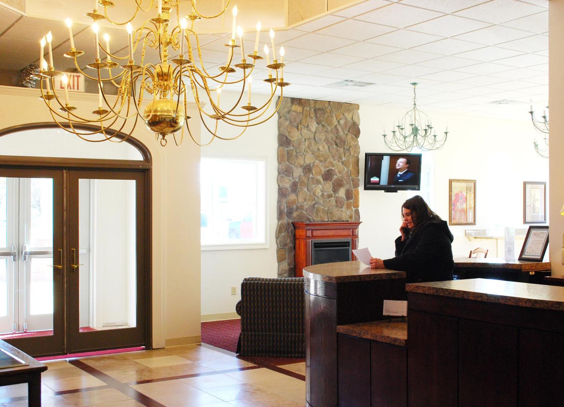 Communal lounge/ TV room